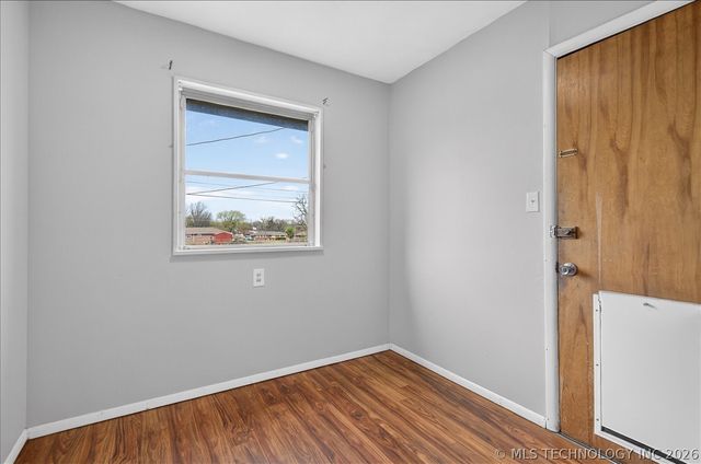 429 NE Elmhurst Avenue, Bartlesville, OK 74006