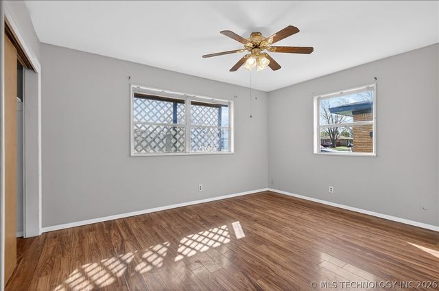 429 NE Elmhurst Avenue, Bartlesville, OK 74006