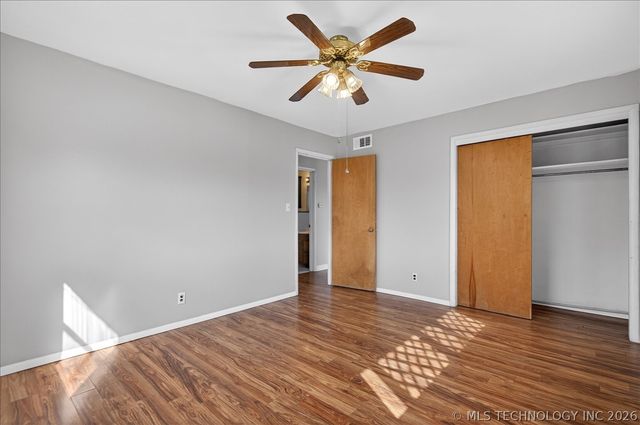 429 NE Elmhurst Avenue, Bartlesville, OK 74006