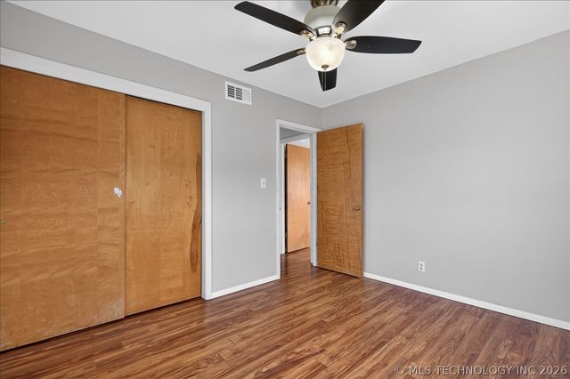 429 NE Elmhurst Avenue, Bartlesville, OK 74006