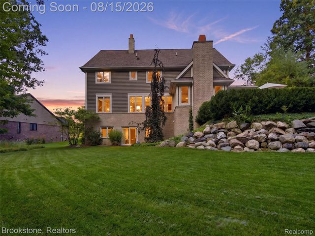 7655 Maple Ridge Court, Independence Charter Township, MI 48346