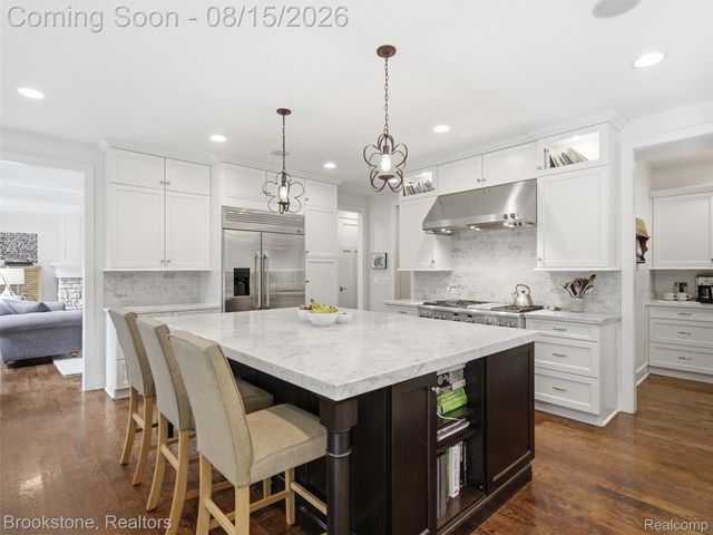 7655 Maple Ridge Court, Independence Charter Township, MI 48346