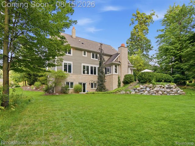 7655 Maple Ridge Court, Independence Charter Township, MI 48346