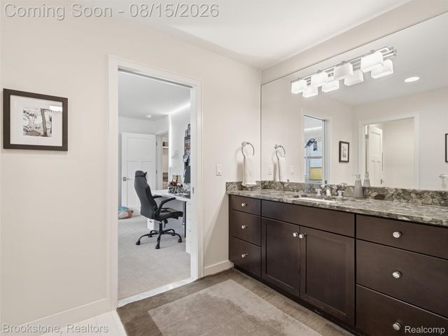 7655 Maple Ridge Court, Independence Charter Township, MI 48346