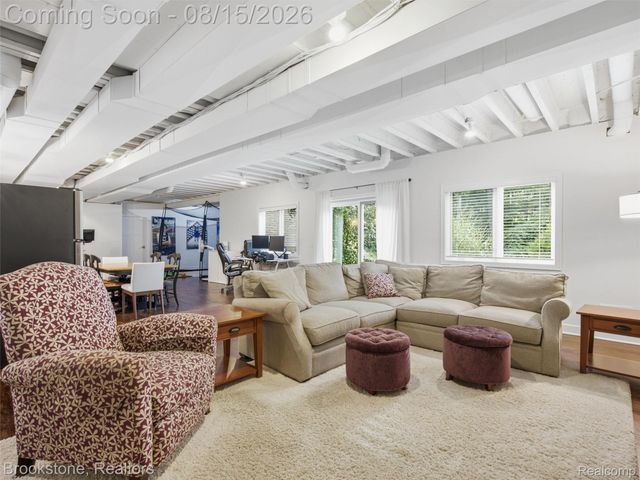 7655 Maple Ridge Court, Independence Charter Township, MI 48346