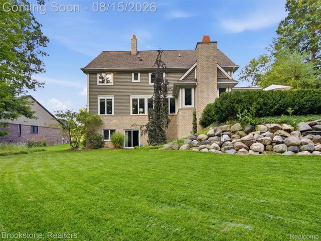 7655 Maple Ridge Court, Independence Charter Township, MI 48346