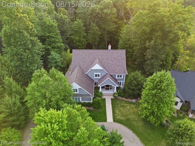 7655 Maple Ridge Court, Independence Charter Township, MI 48346
