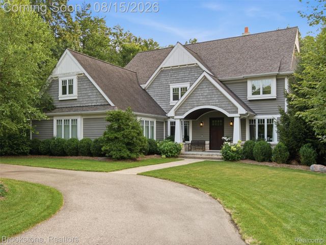7655 Maple Ridge Court, Independence Charter Township, MI 48346