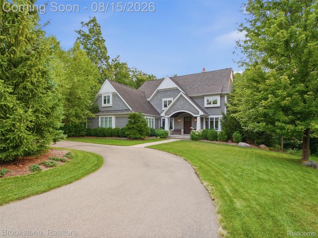 7655 Maple Ridge Court, Independence Charter Township, MI 48346