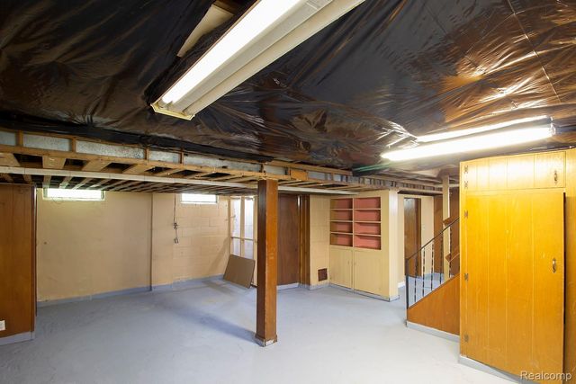 19690 WEXFORD Street, Detroit, MI 48234