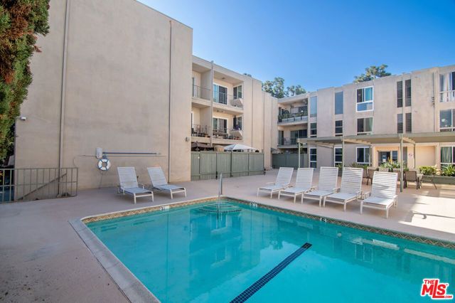 5625 Windsor Way 107, Culver City, CA 90230
