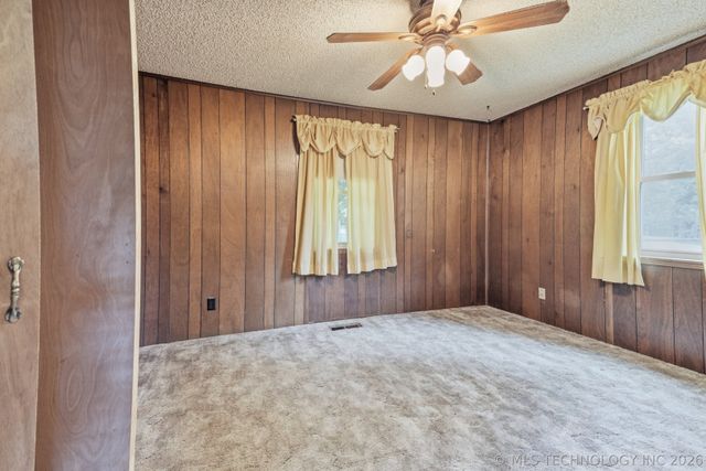 23212 W Coyote Trail, Sand Springs, OK 74063
