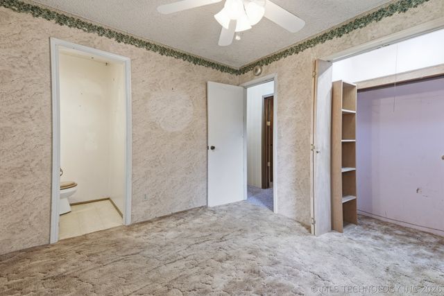 23212 W Coyote Trail, Sand Springs, OK 74063