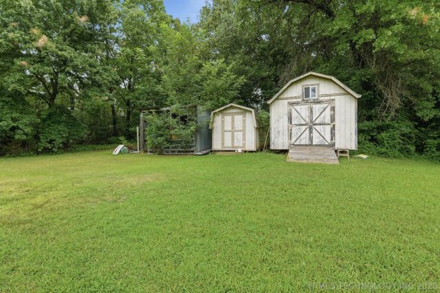 23212 W Coyote Trail, Sand Springs, OK 74063