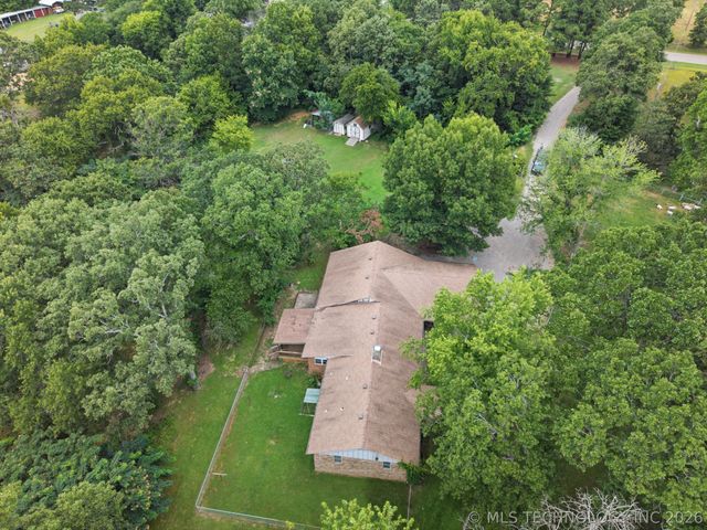 23212 W Coyote Trail, Sand Springs, OK 74063