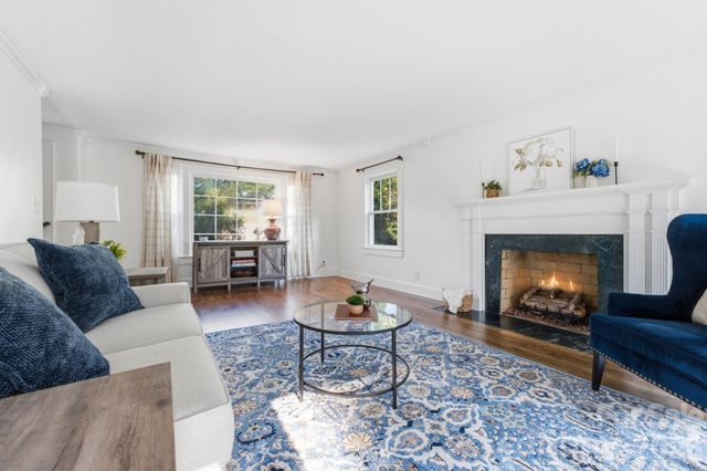 1686 Dutch Cove Road, Canton, NC 28716