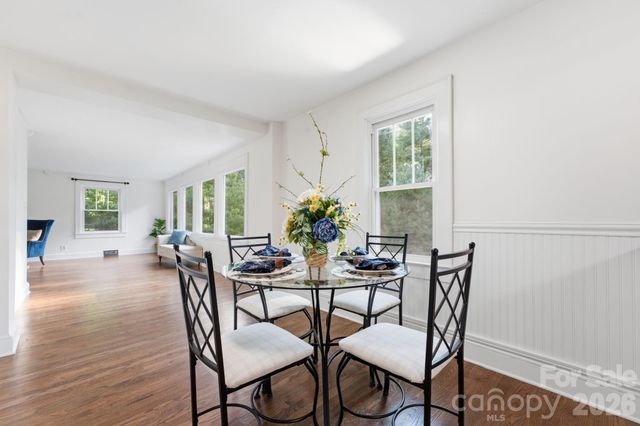 1686 Dutch Cove Road, Canton, NC 28716