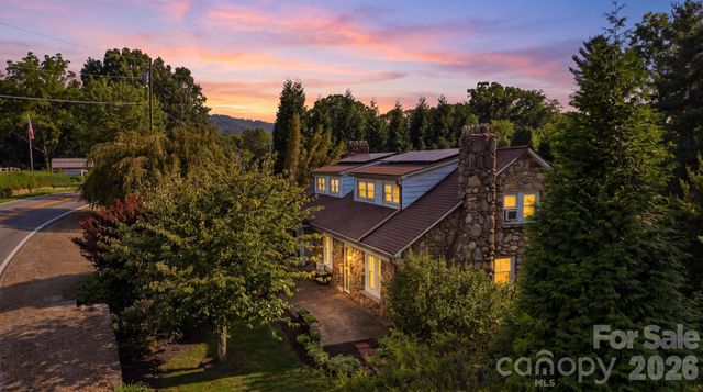 1686 Dutch Cove Road, Canton, NC 28716
