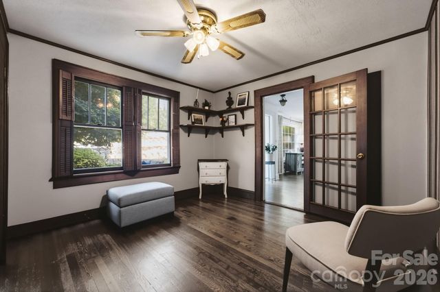 1686 Dutch Cove Road, Canton, NC 28716