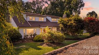 1686 Dutch Cove Road, Canton, NC 28716