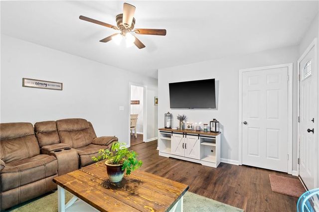 5402 Newland Drive, Julian, NC 27283