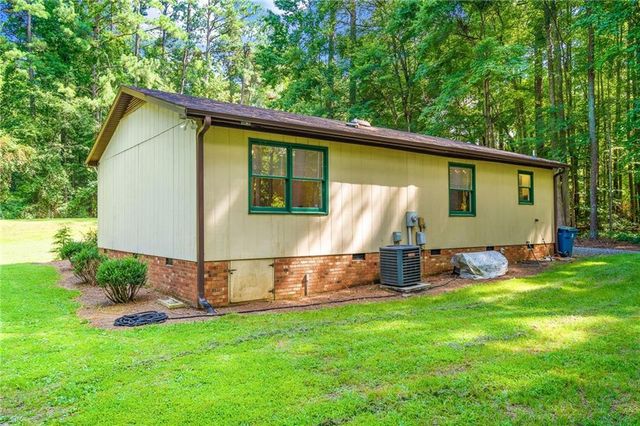 5402 Newland Drive, Julian, NC 27283