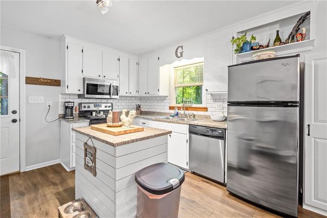 5402 Newland Drive, Julian, NC 27283