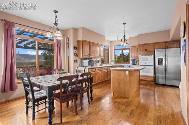 125 Mission Hill Way, Colorado Springs, CO 80921