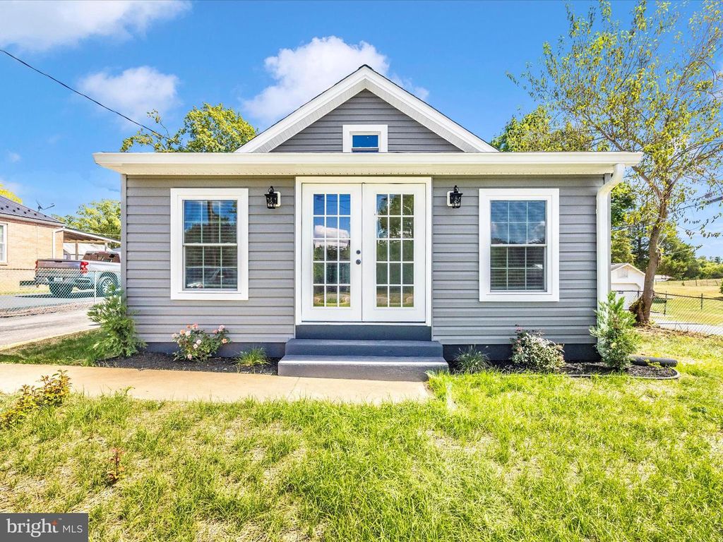 12401 CEDAR RIDGE RD, Williamsport, MD 21795