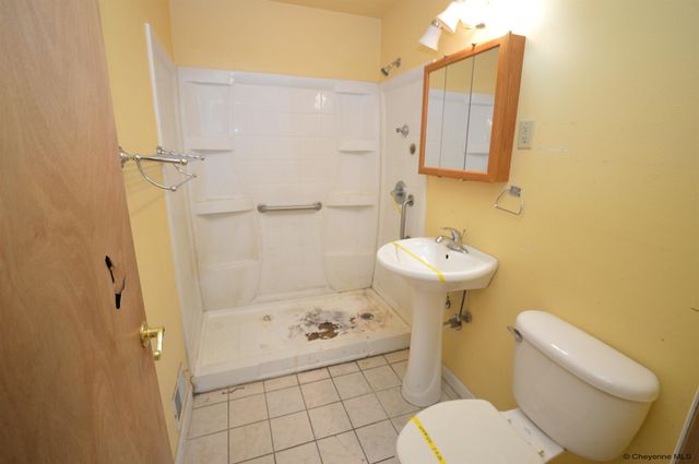 205 S HOUSE AVE, Cheyenne, WY 82007