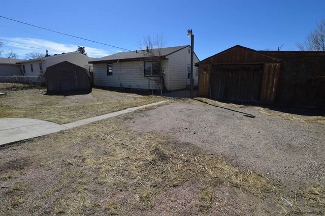 205 S HOUSE AVE, Cheyenne, WY 82007