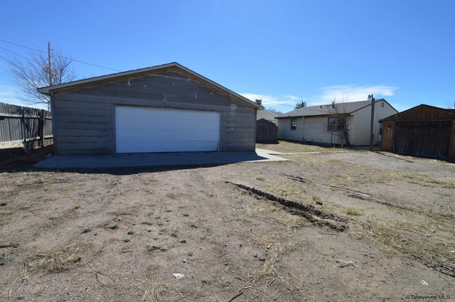 205 S HOUSE AVE, Cheyenne, WY 82007