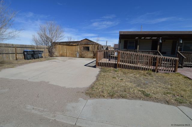 205 S HOUSE AVE, Cheyenne, WY 82007