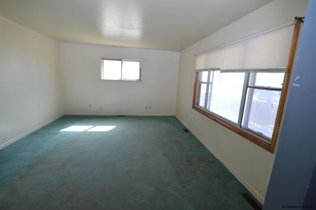 205 S HOUSE AVE, Cheyenne, WY 82007
