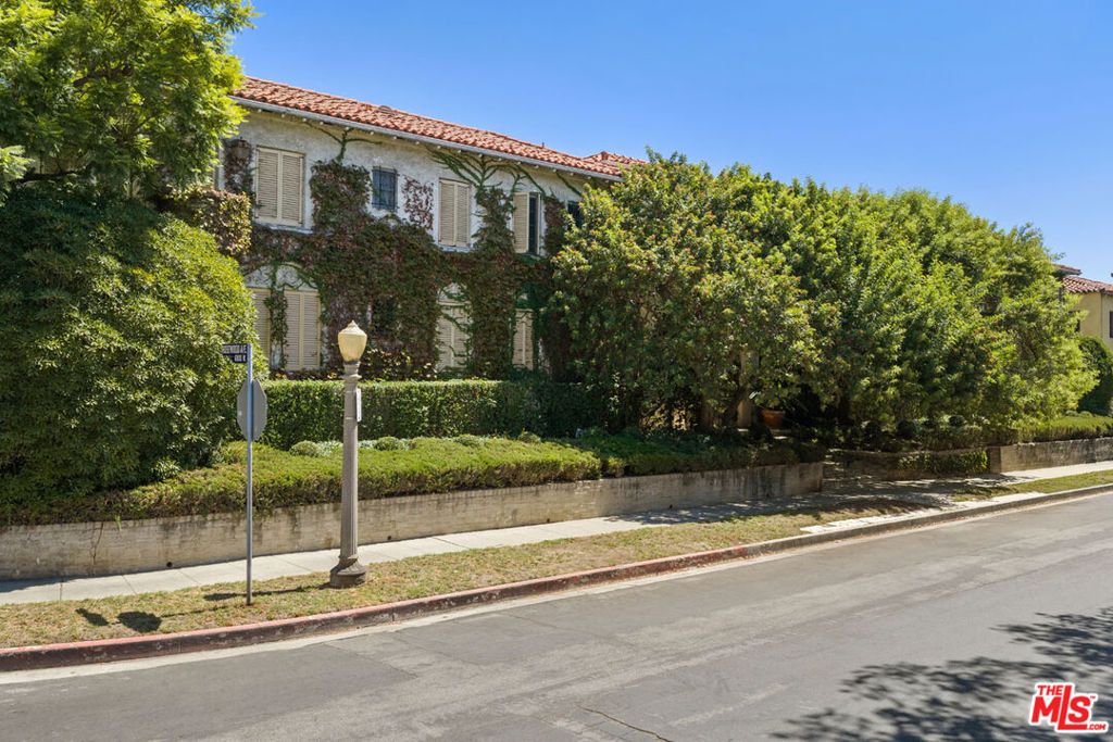 450 N Sycamore Avenue 4, Los Angeles, CA 90036 — photo 2
