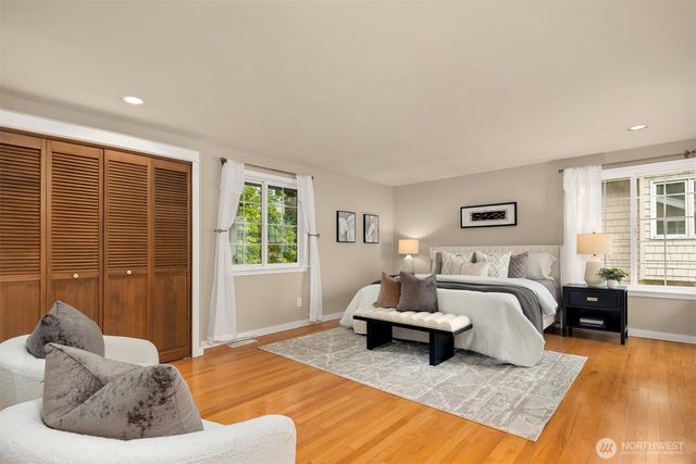 10920 80th Place NE, Kirkland, WA 98034