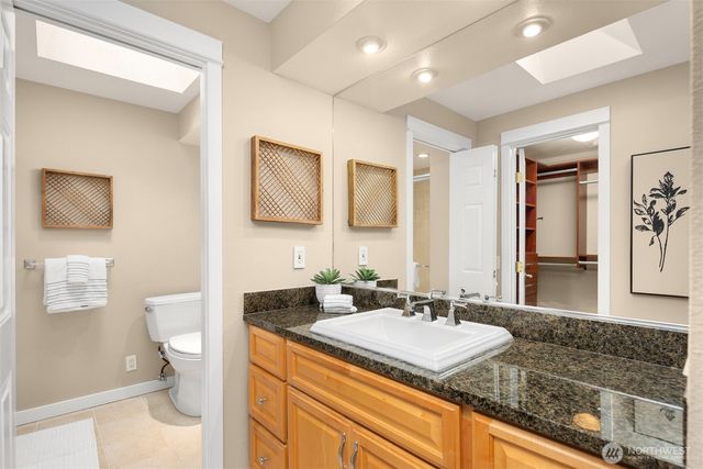 10920 80th Place NE, Kirkland, WA 98034