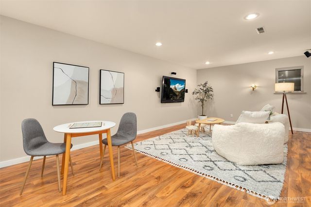 10920 80th Place NE, Kirkland, WA 98034