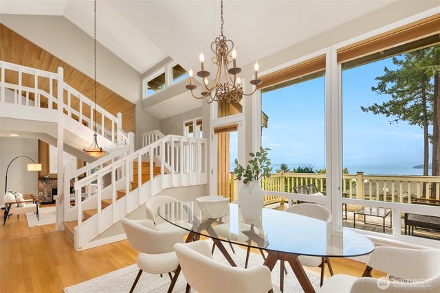 10920 80th Place NE, Kirkland, WA 98034