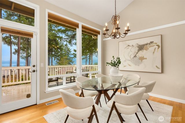 10920 80th Place NE, Kirkland, WA 98034