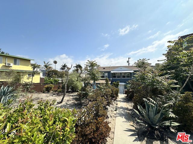 2712 Pacific Avenue, Venice, CA 90291