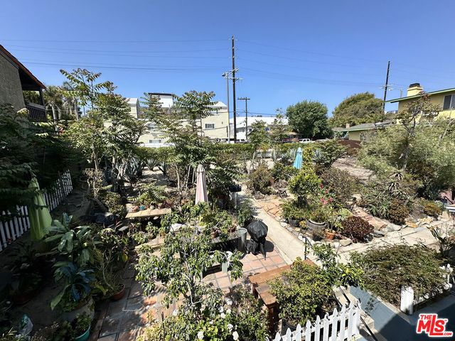 2712 Pacific Avenue, Venice, CA 90291