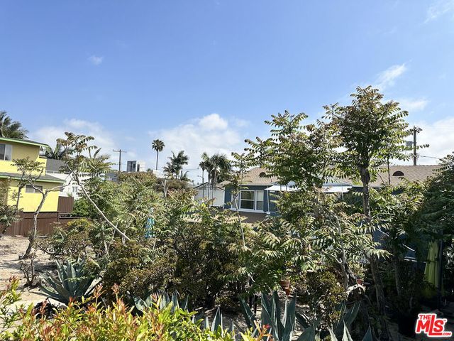 2712 Pacific Avenue, Venice, CA 90291