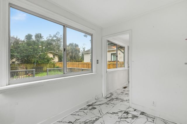 15 Poplar Street, Charleston, SC 29403