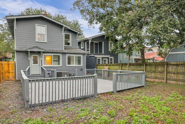 15 Poplar Street, Charleston, SC 29403