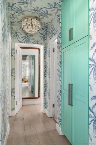 805 Brighton Court, San Diego, CA 92109