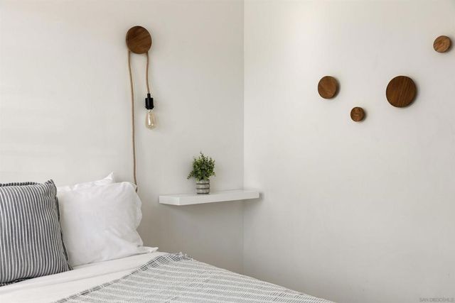 805 Brighton Court, San Diego, CA 92109