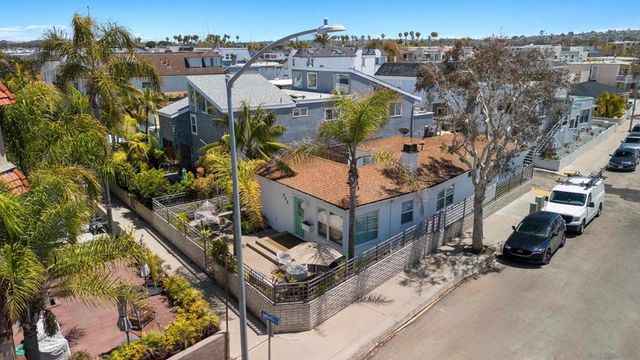 805 Brighton Court, San Diego, CA 92109