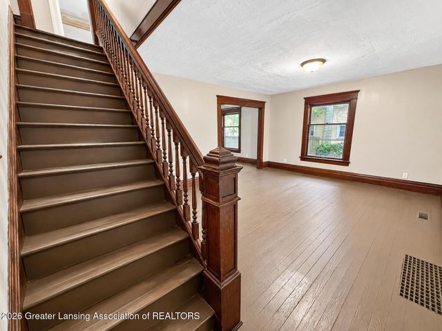 736 Wisconsin Avenue, Lansing, MI 48915