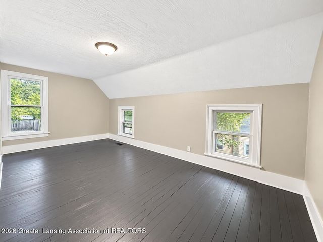 736 Wisconsin Avenue, Lansing, MI 48915